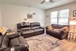 125 Bayfield Lane photo 4