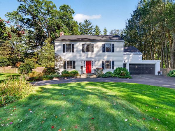 3 Locust Lane, Loudonville, NY 12211