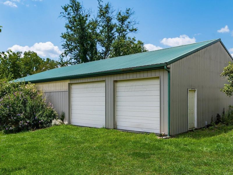 3976 Millersburg Road, Gambier, OH 43022 Photo 17