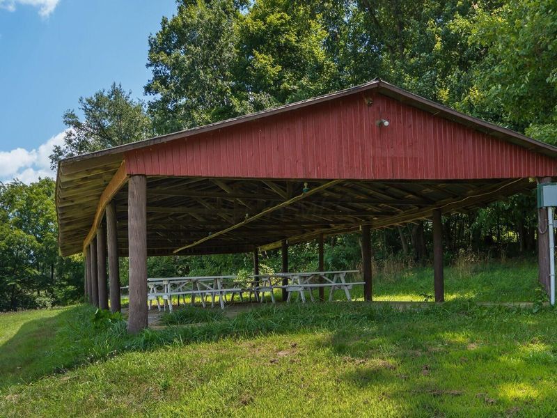 3976 Millersburg Road, Gambier, OH 43022 Photo 18