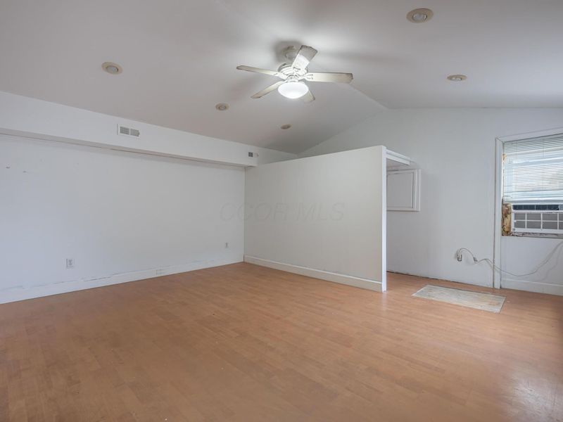 18 N Market Street, Troy, OH 45373 Photo 70