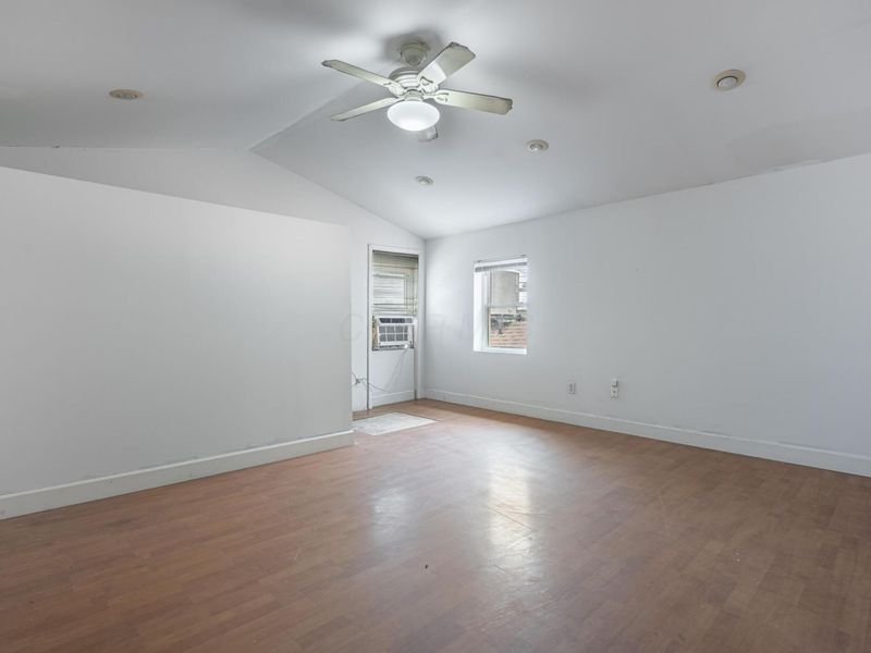 18 N Market Street, Troy, OH 45373 Photo 73