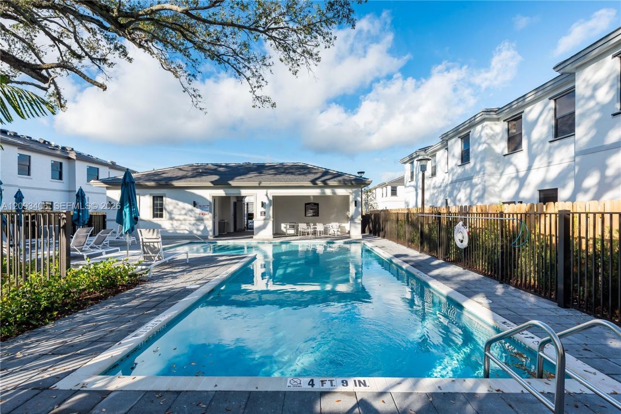 1601 SW 28th St , Fort Lauderdale, FL 33315 Photo
