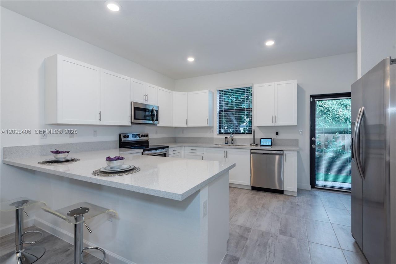 1601 SW 28th St , Fort Lauderdale, FL 33315 Photo
