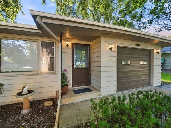 22331 S Donna Avenue, Channahon, IL 60410