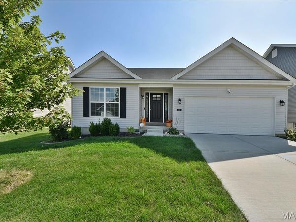 112 Wholesome Way, St Charles, MO 63304