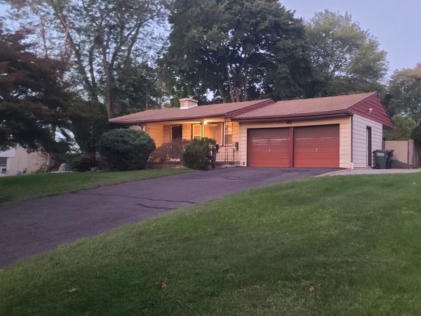 49 TWIST DRIVE , SOUTHAMPTON, PA 18966