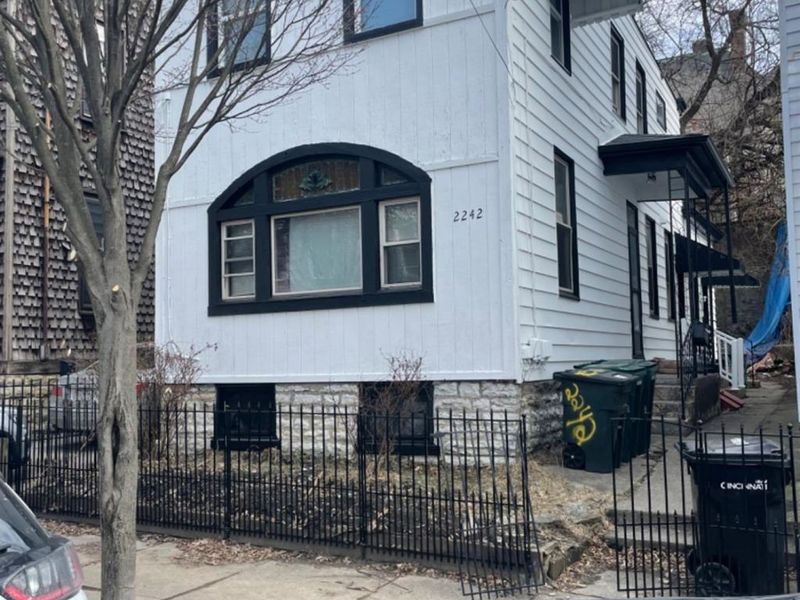2242 Victor Street, Cincinnati, OH 45219 Photo 1