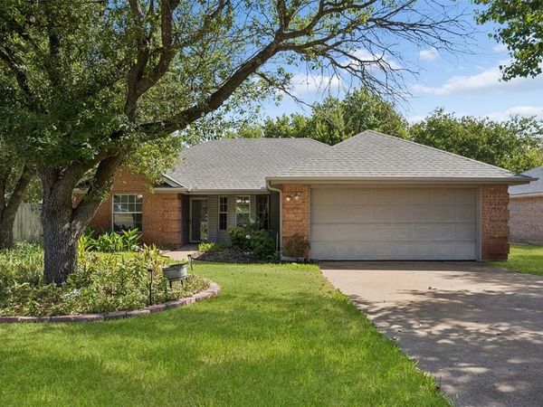 1301 Clearfield Drive, Cleburne, TX 76033