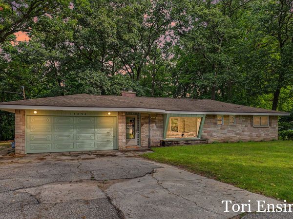 11852 W Carson City Road, Greenville, MI 48838