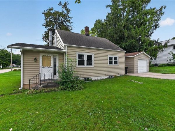 301 N Stevenson Street, DeForest, WI 53598
