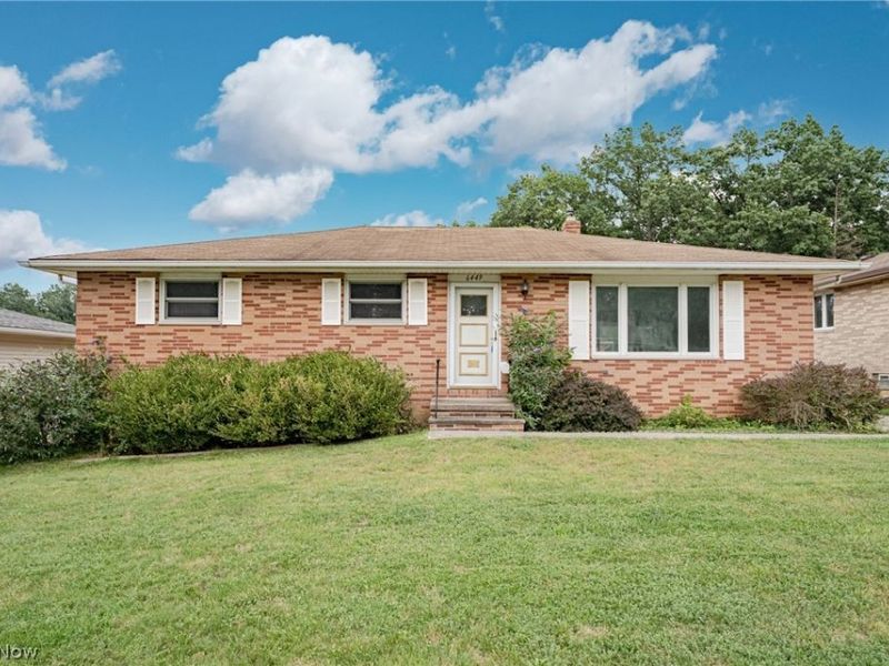 6449 S Park Boulevard, Parma, OH 44134 Photo 1