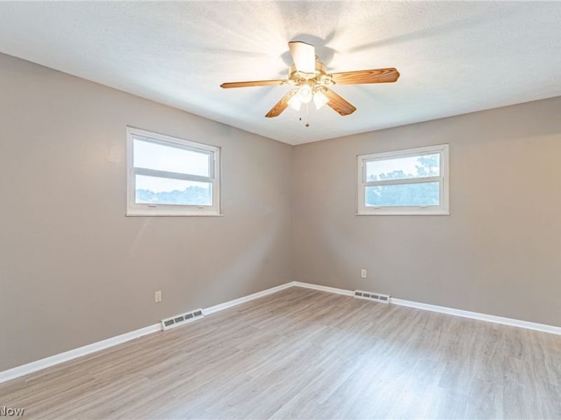 6449 S Park Boulevard, Parma, OH 44134 Photo 12