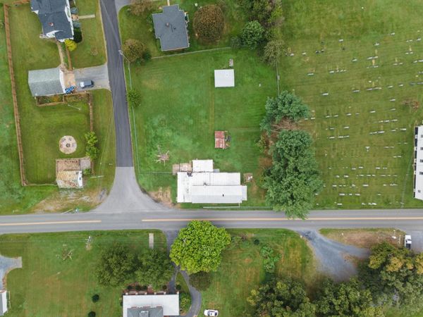 2905 PINEVILLE RD, MCGAHEYSVILLE, VA 22840