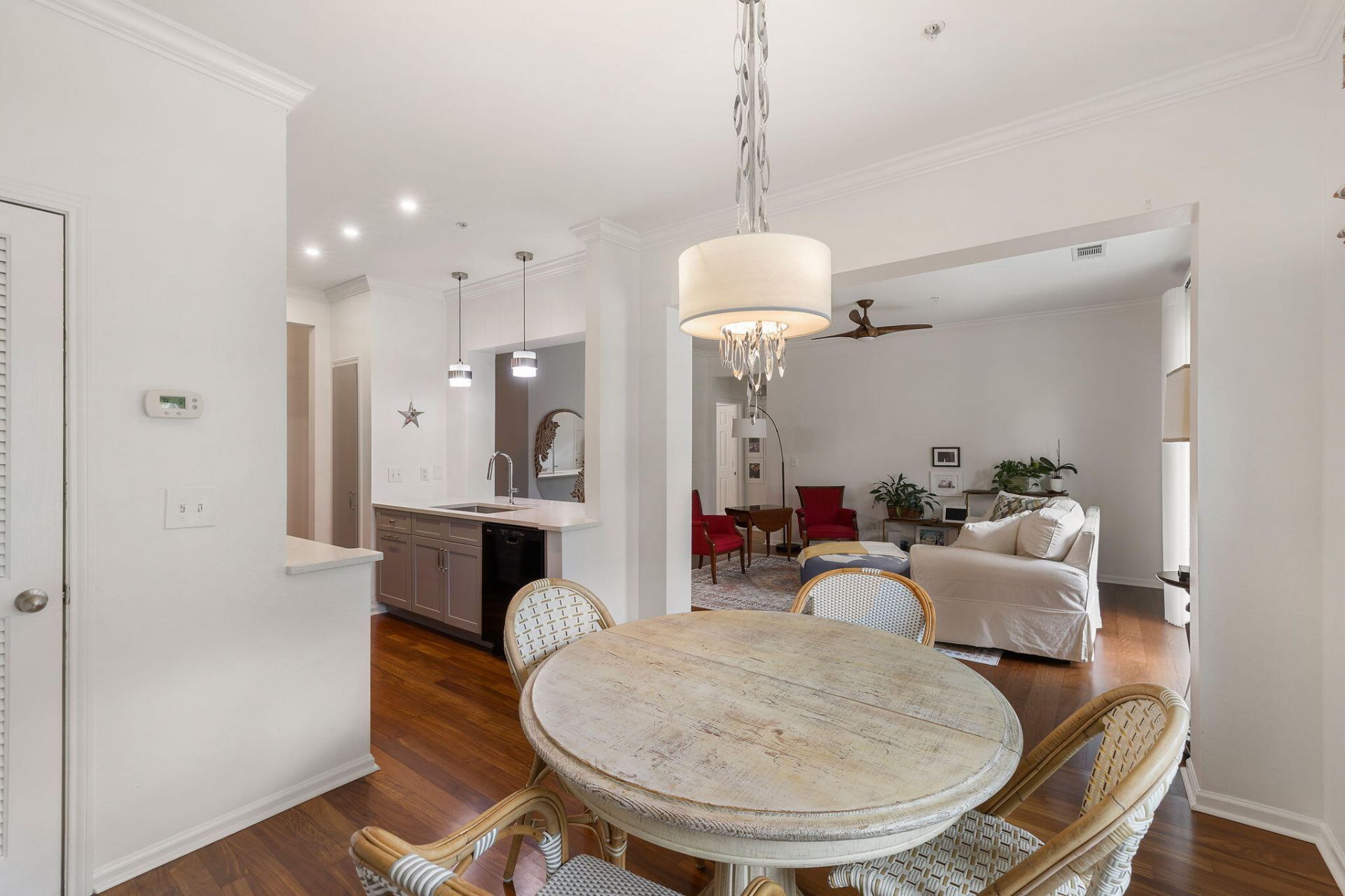 130 River Landing Drive Photo 4