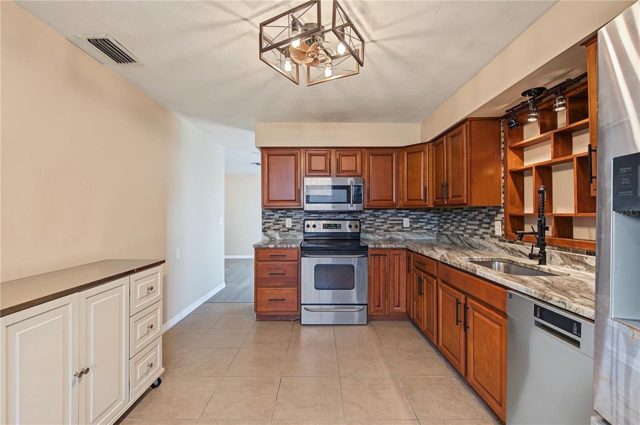 7501 Foxbloom Drive , Port Richey, FL 34668 Photo
