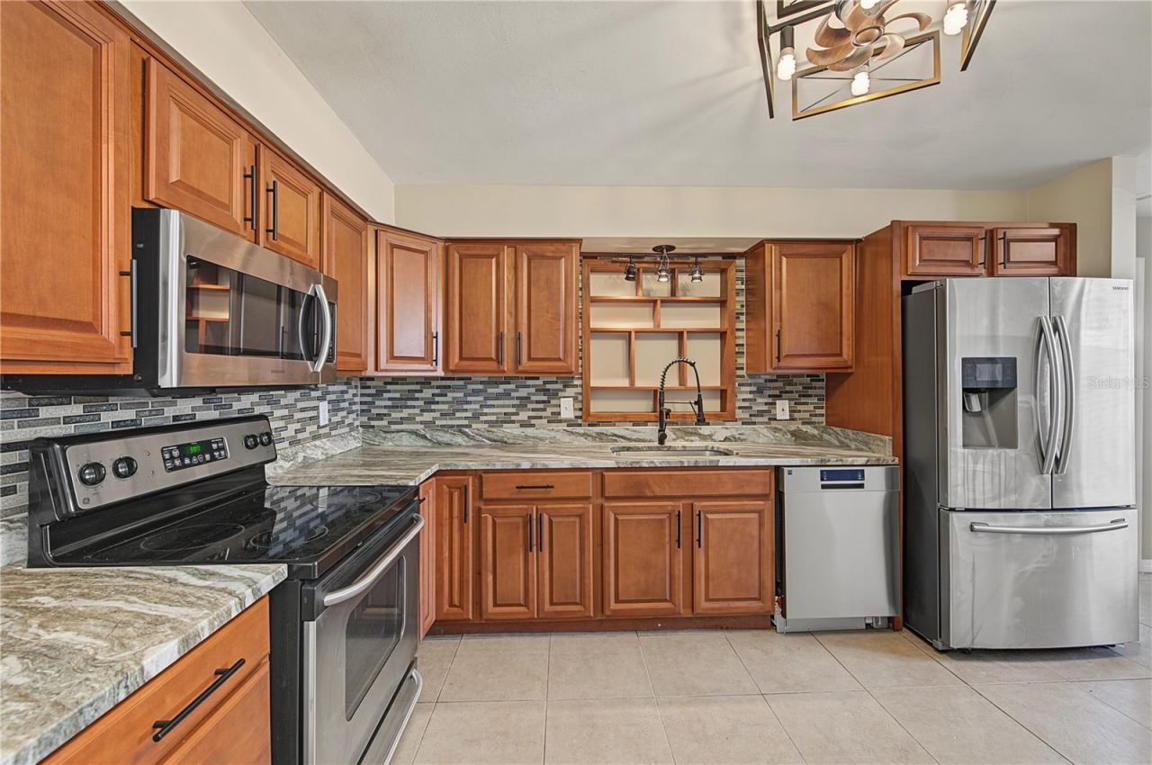 7501 Foxbloom Drive , Port Richey, FL 34668 Photo