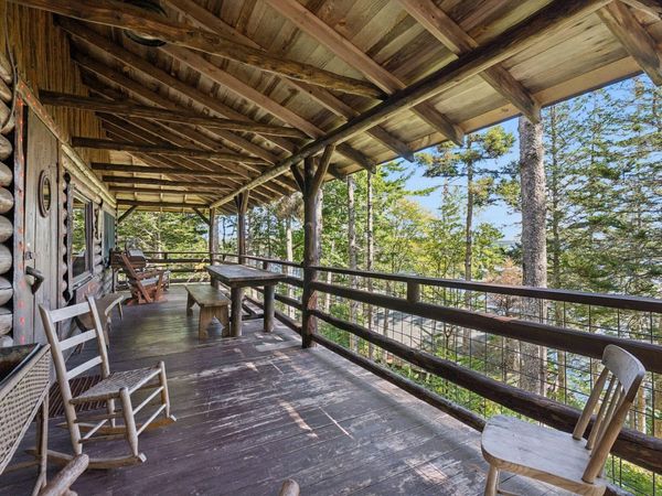 43 Crooked Pine Road , Boothbay Harbor, ME 04538
