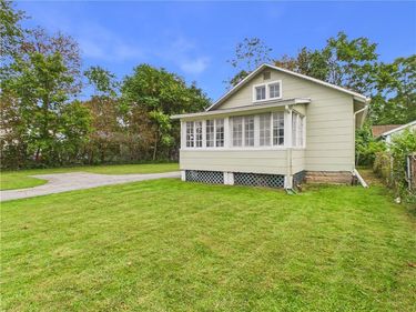 233 Britton Rd , Rochester, NY 14616
