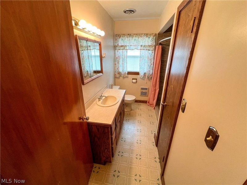 15161 State Route 170, East Liverpool, OH 43920 Photo 14