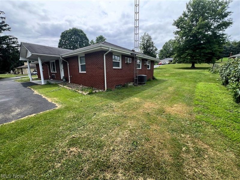15161 State Route 170, East Liverpool, OH 43920 Photo 3