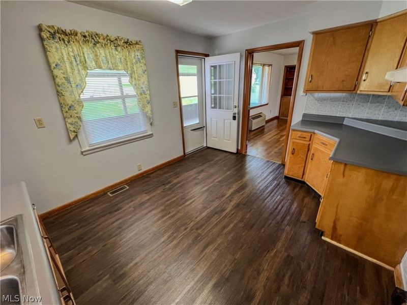 15161 State Route 170, East Liverpool, OH 43920 Photo 6
