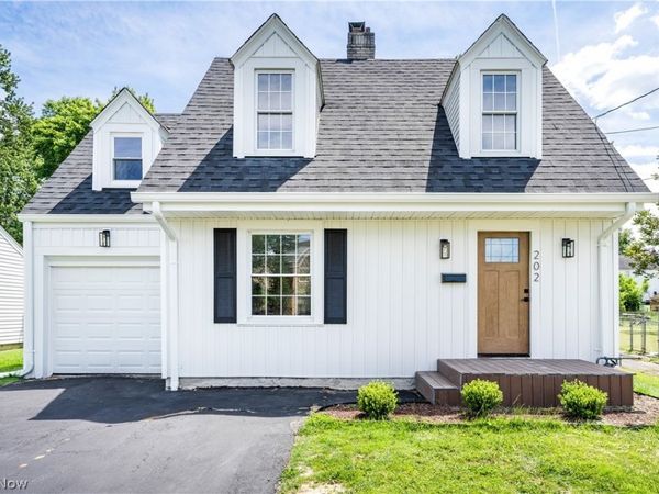 202 Morrison Street , Struthers, OH 44471