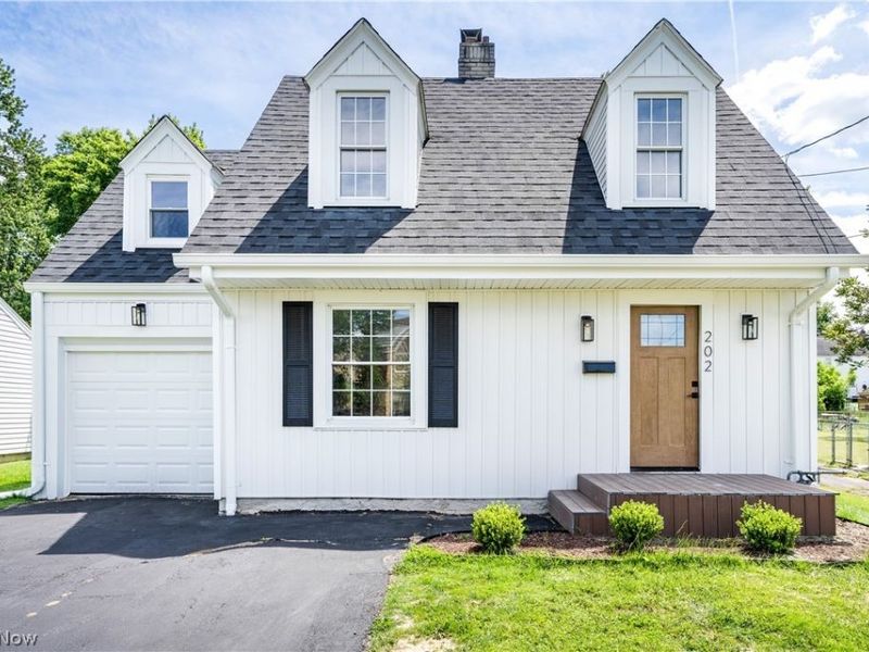 202 Morrison Street, Struthers, OH 44471 Photo 1
