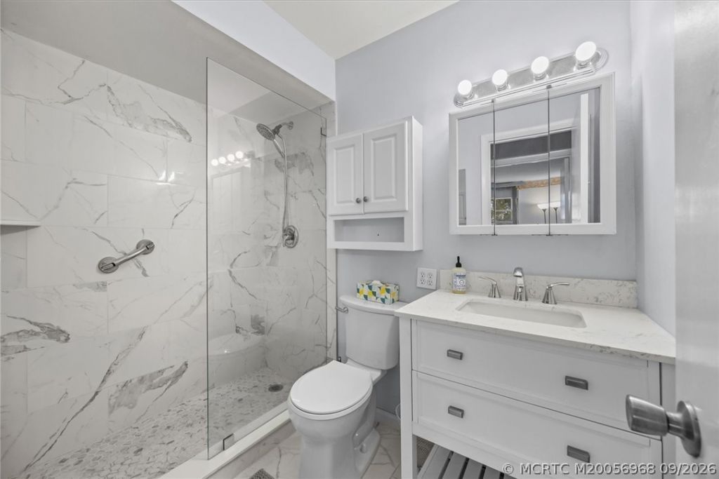 1909 SW Palm City Road , Unit 5H, Stuart, FL 34994 Photo