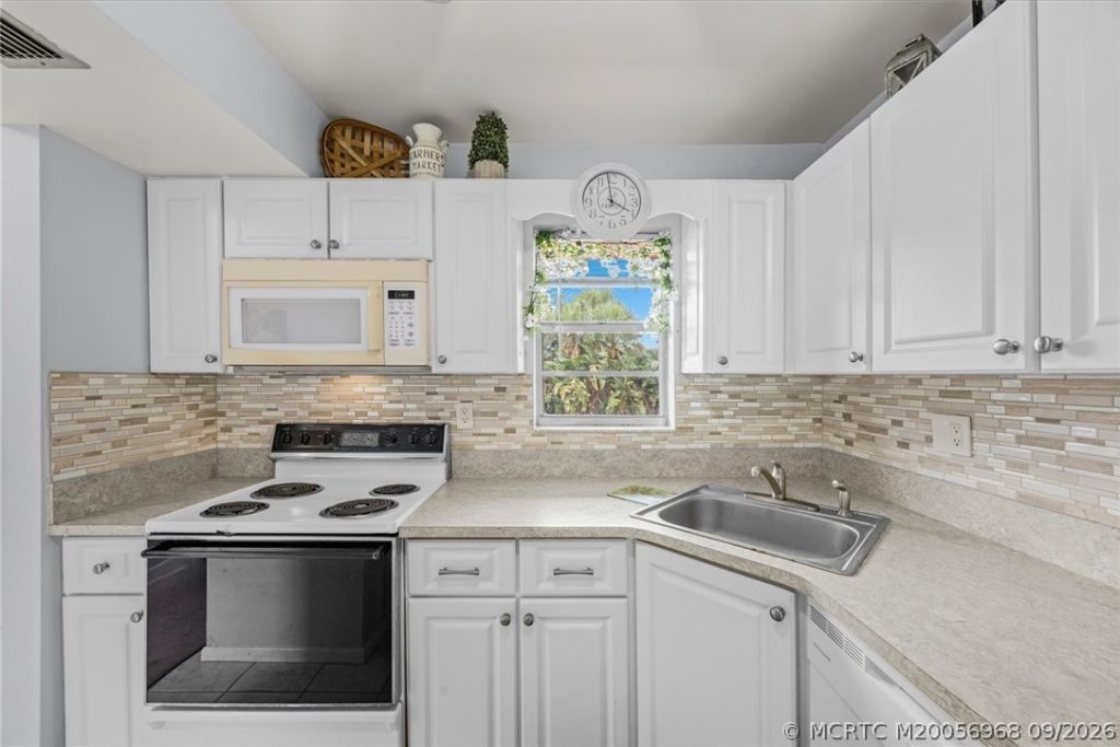 1909 SW Palm City Road , Unit 5H, Stuart, FL 34994 Photo