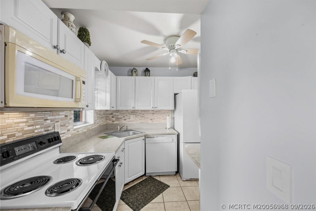 1909 SW Palm City Road , Unit 5H, Stuart, FL 34994 Photo