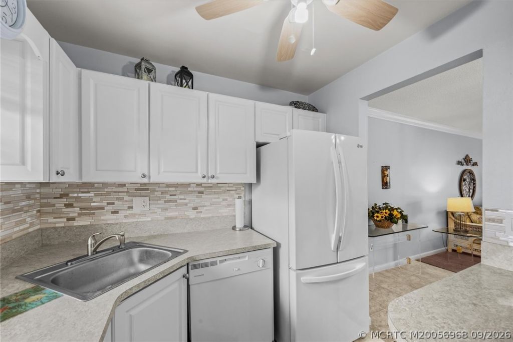 1909 SW Palm City Road , Unit 5H, Stuart, FL 34994 Photo