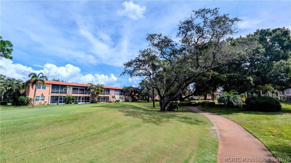 1909 SW Palm City Road , Unit 5H, Stuart, FL 34994 Photo