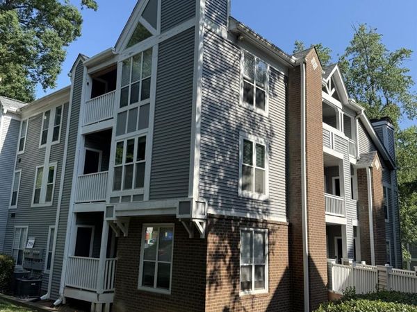 2516 Cranbrook Lane, Unit 11, Charlotte, NC 28207