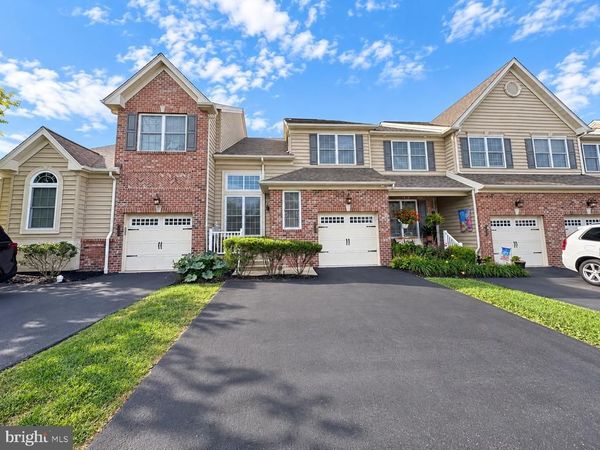 914 DUTCH DRIVE , NORRISTOWN, PA 19403