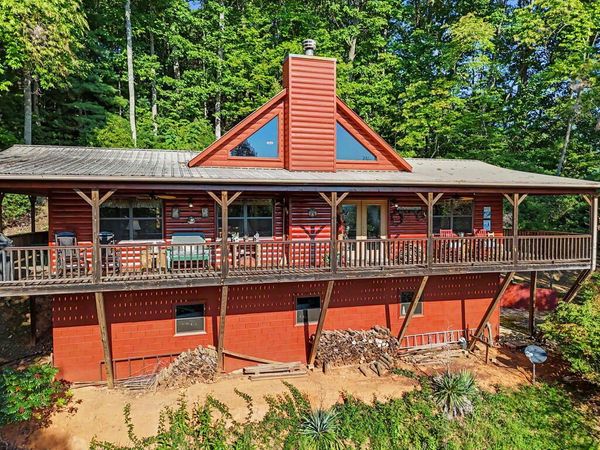 109 Howard Street, Blairsville, GA 30512