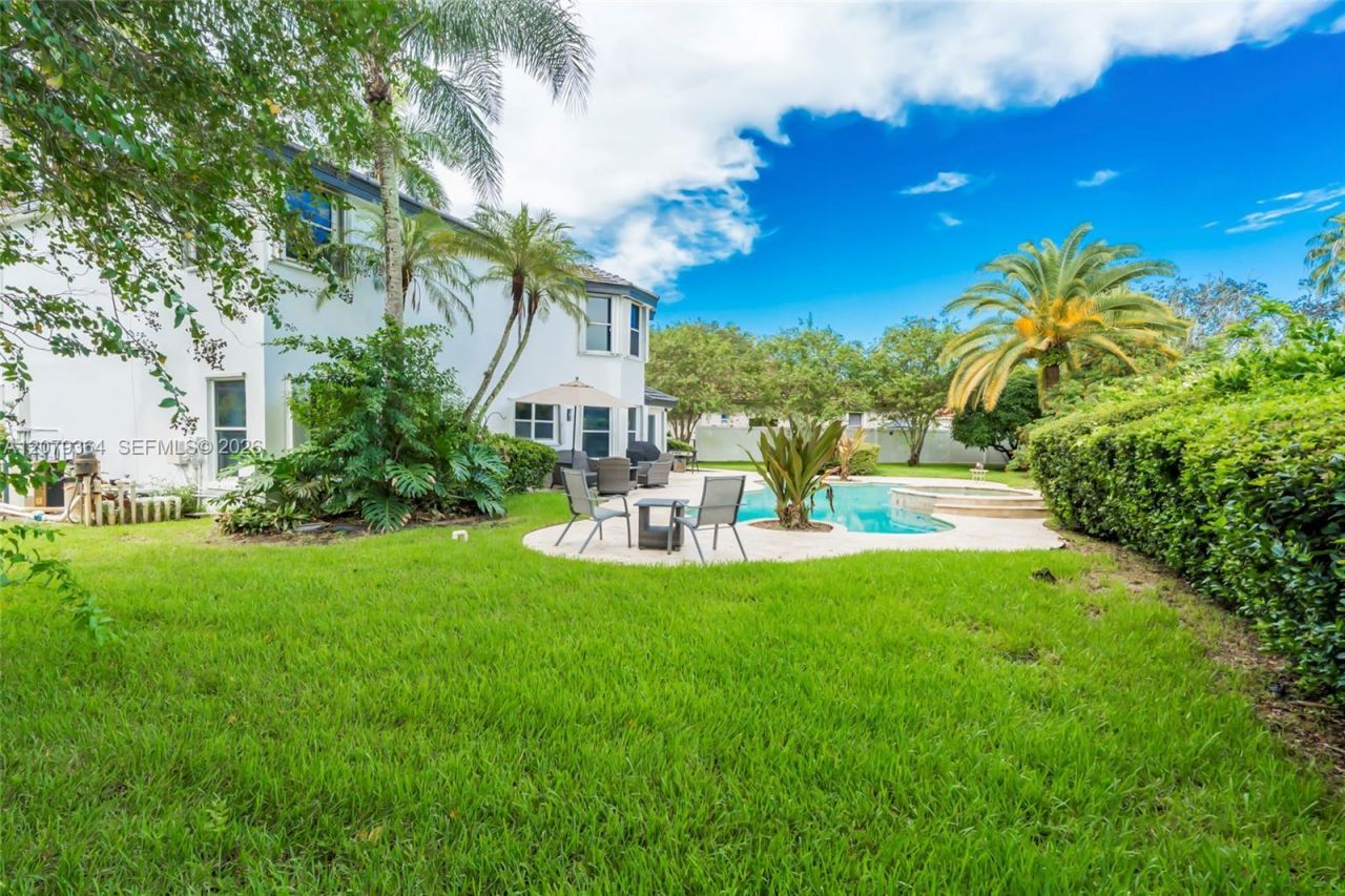 743 NW 174th Ter, Pembroke Pines, FL 33029 Photo