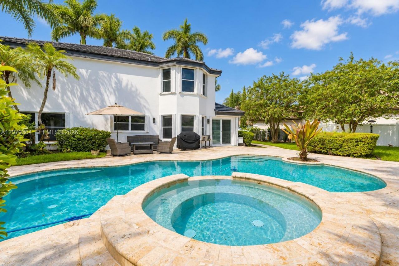 743 NW 174th Ter, Pembroke Pines, FL 33029 Photo