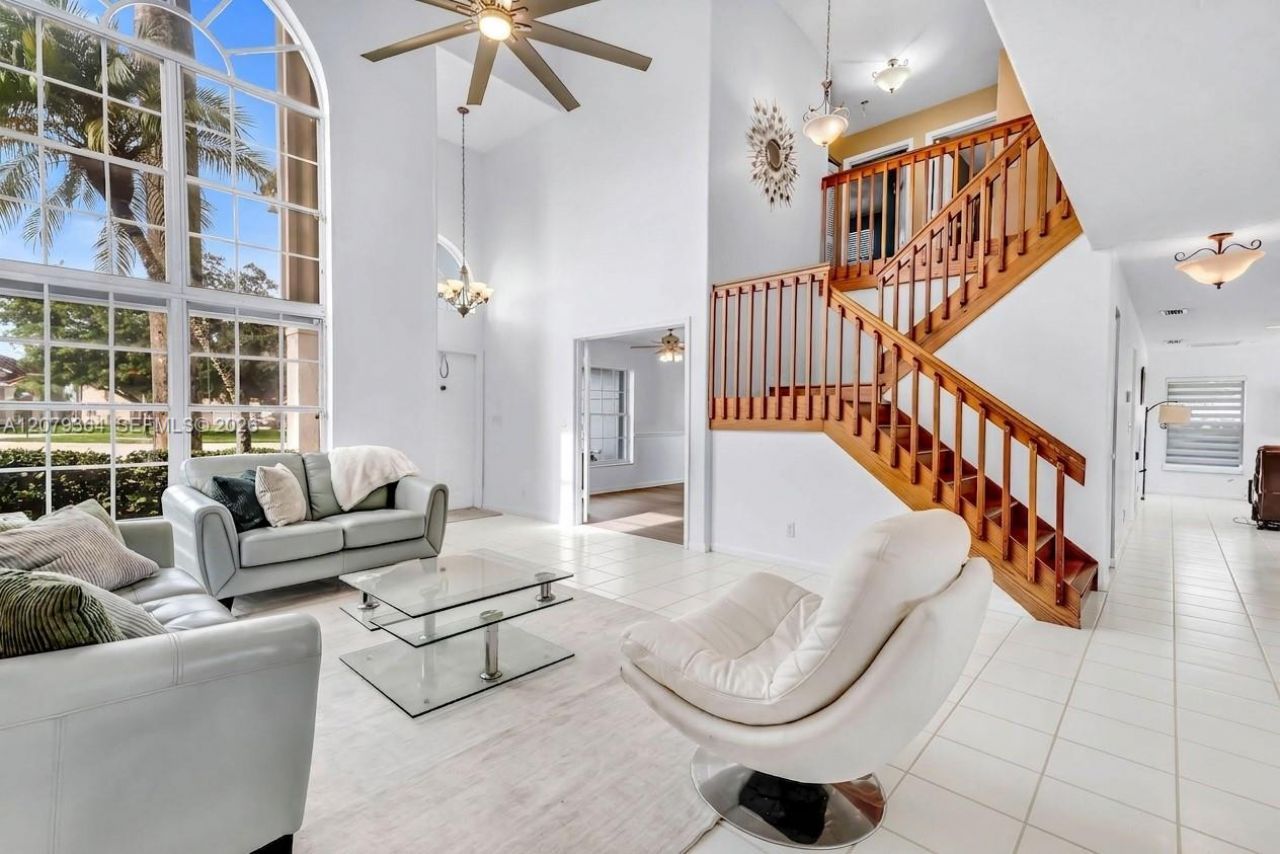 743 NW 174th Ter, Pembroke Pines, FL 33029 Photo