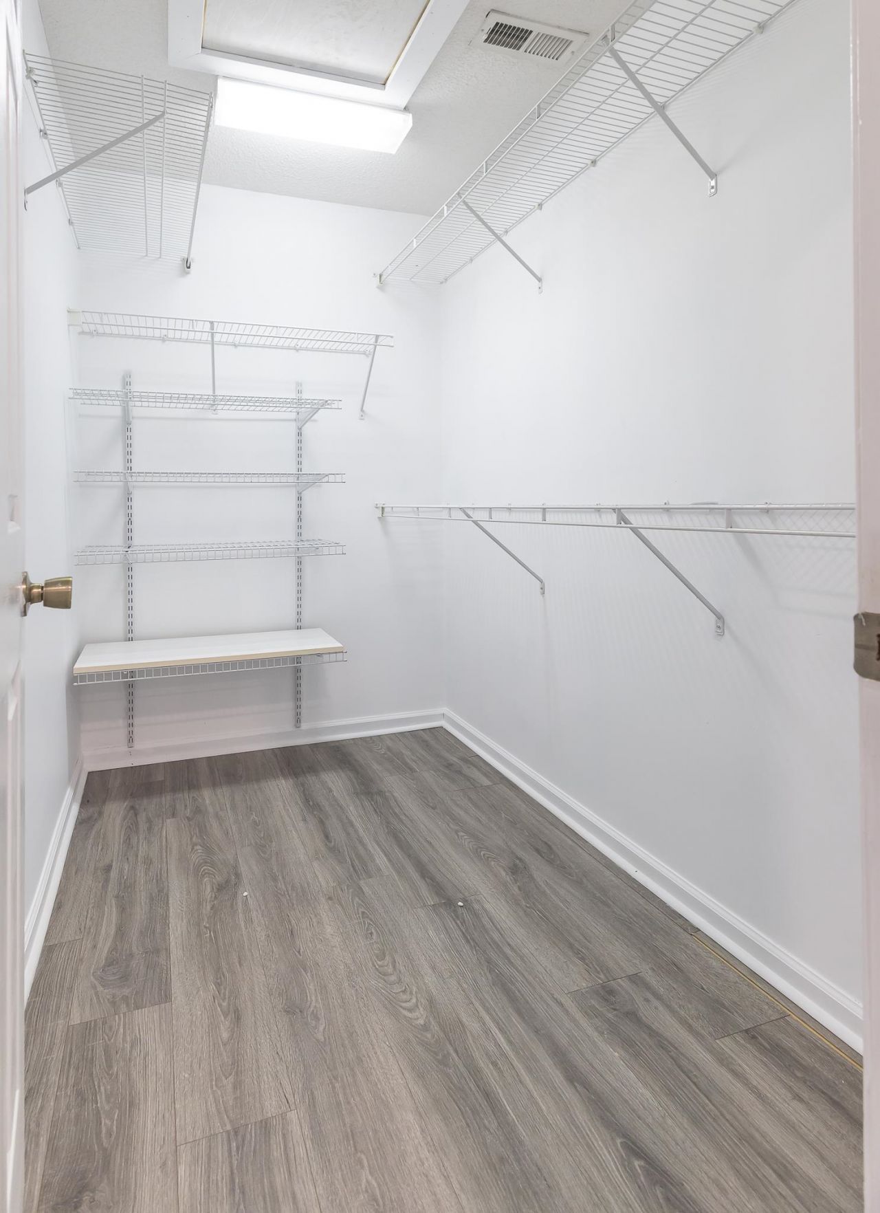 262 Palladium Dr. Photo 13