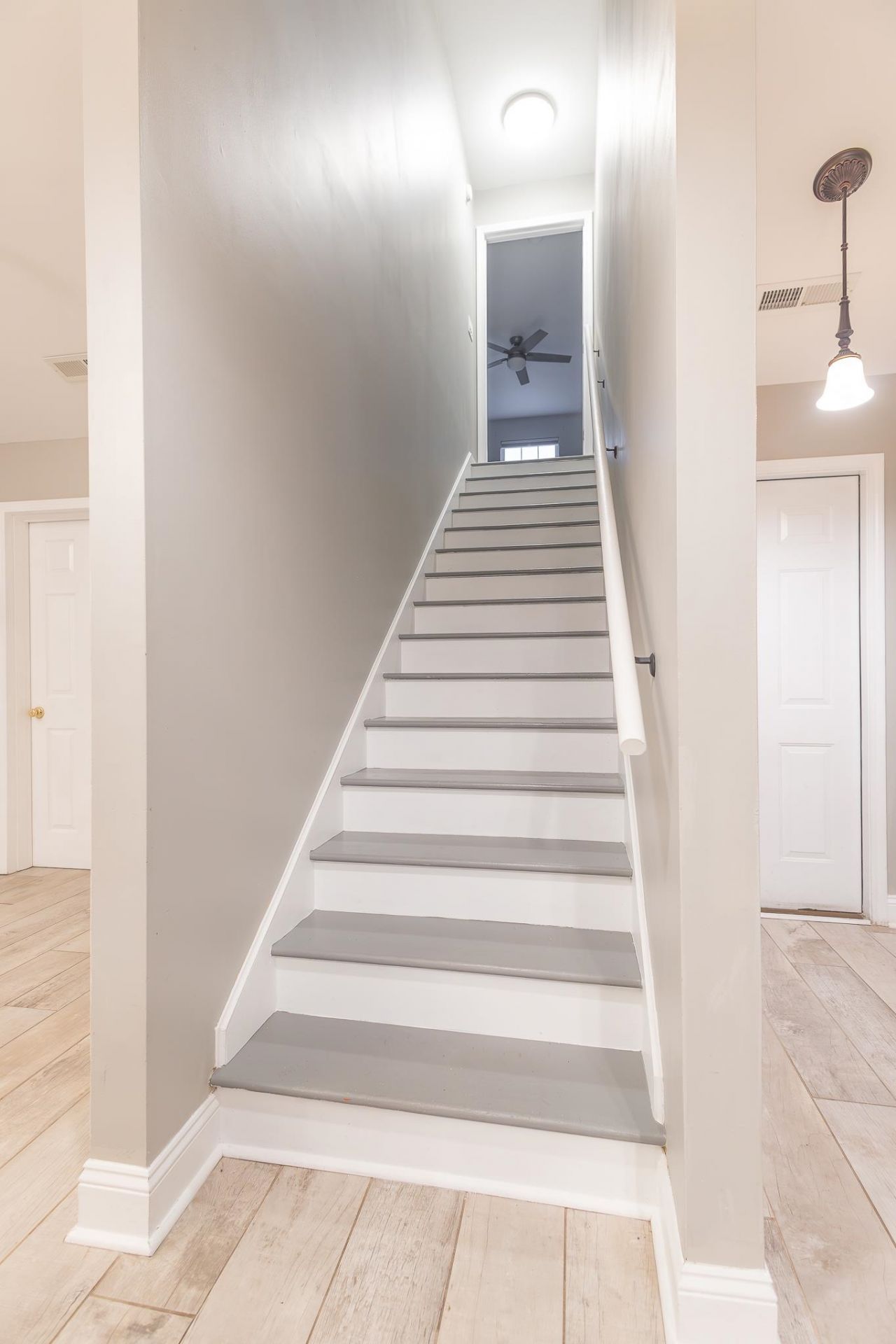 262 Palladium Dr. Photo 27