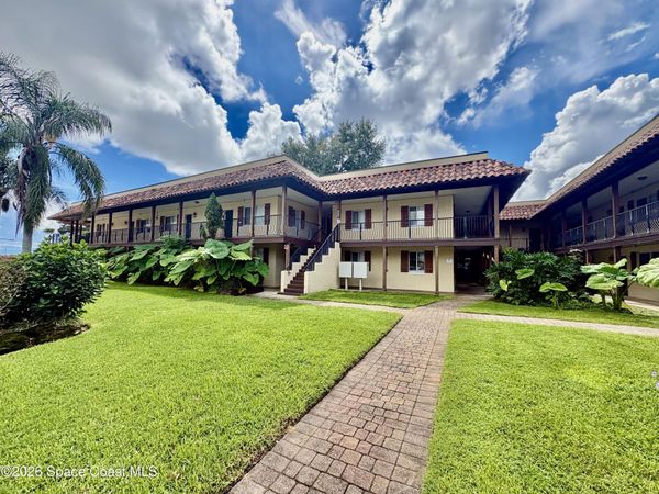 7 Oak Street , Unit 105, Cocoa, FL 32922