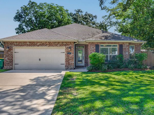 803 Fairview Drive, Fort Walton Beach, FL 32547