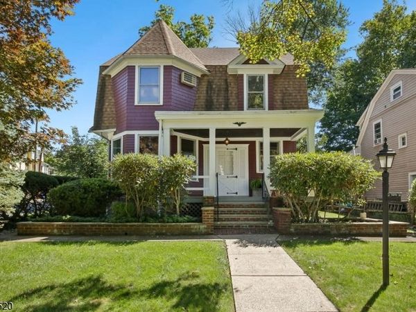 1 Wootton Rd, Essex Fells, NJ 07021