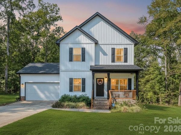 294 Bluegill Lane , Statesville, NC 28625