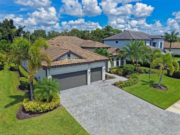 16203 TRADEWIND TERRACE , LAKEWOOD RANCH, FL 34211