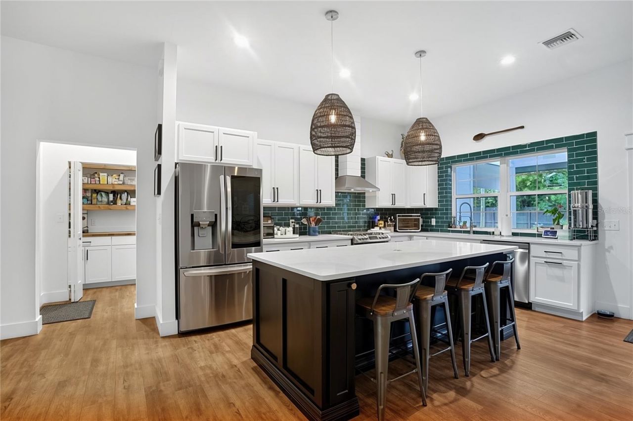 1741 NW 7th Avenue, Gainesville, FL 32603 Photo