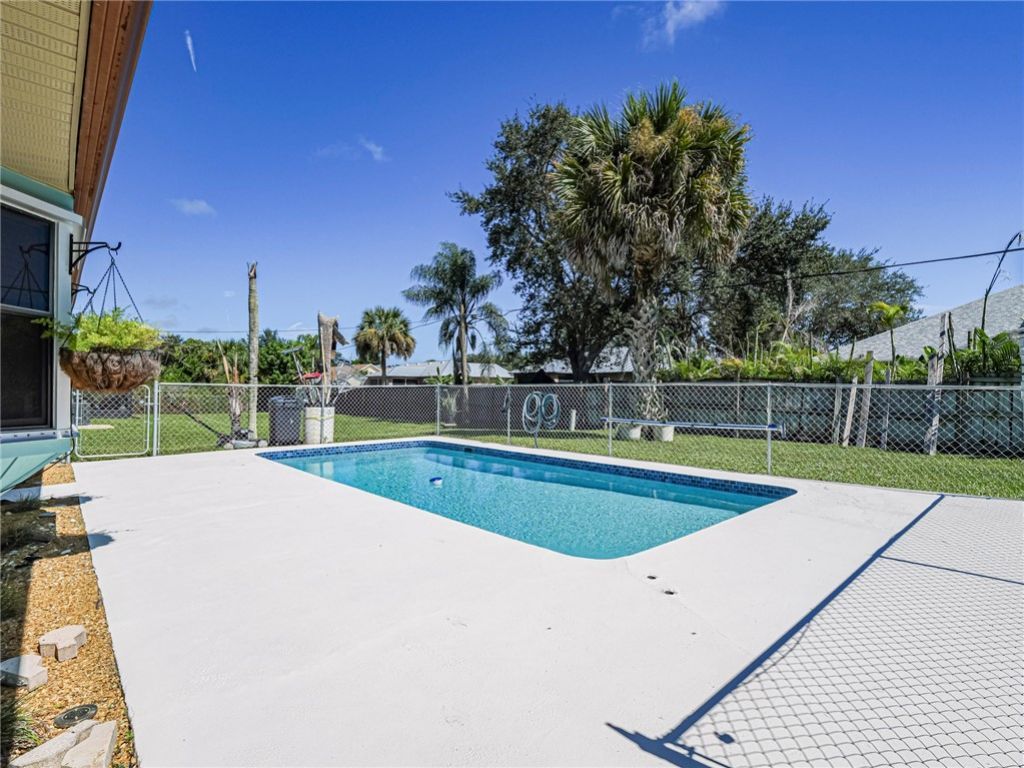 436 Tunison Lane , Sebastian, FL 32958 Photo