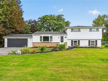 1439 Creek Street , Rochester, NY 14625