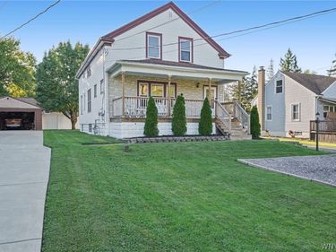 4812 Bay View Road , Hamburg, NY 14075